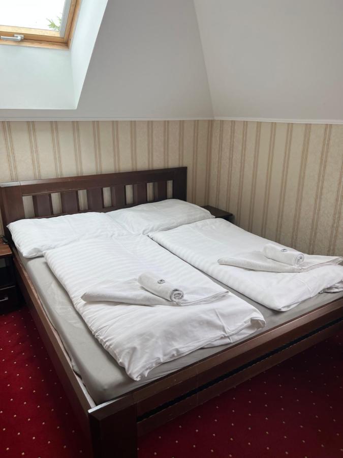 Hotel Krušnohorský Dvůr Cínovec Exteriér fotografie