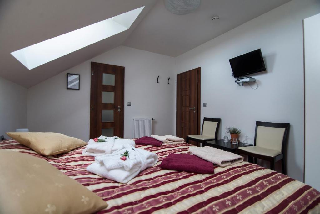 Hotel Krušnohorský Dvůr Cínovec Pokoj fotografie