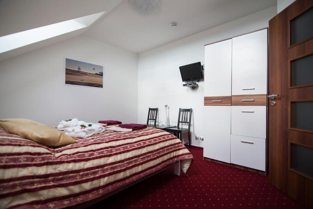 Hotel Krušnohorský Dvůr Cínovec Pokoj fotografie