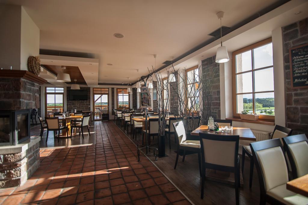 Hotel Krušnohorský Dvůr Cínovec Exteriér fotografie