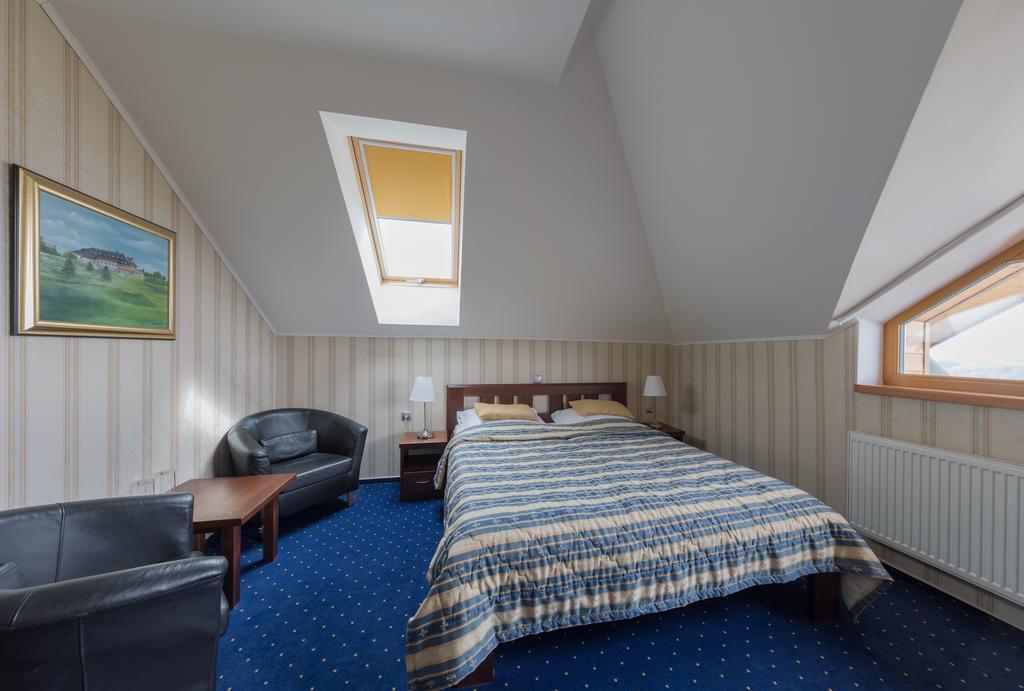 Hotel Krušnohorský Dvůr Cínovec Exteriér fotografie