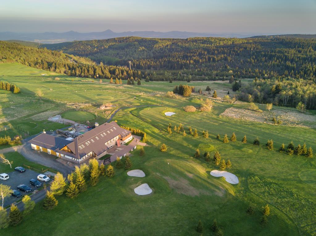 Hotel Krušnohorský Dvůr Cínovec Exteriér fotografie
