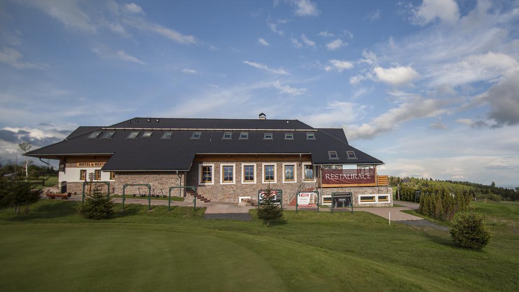 Hotel Krušnohorský Dvůr Cínovec Exteriér fotografie